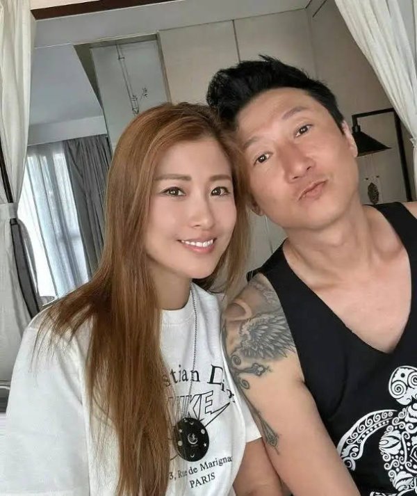 红启网 洪金宝儿媳回应出轨传闻 称还是很爱自己的老公